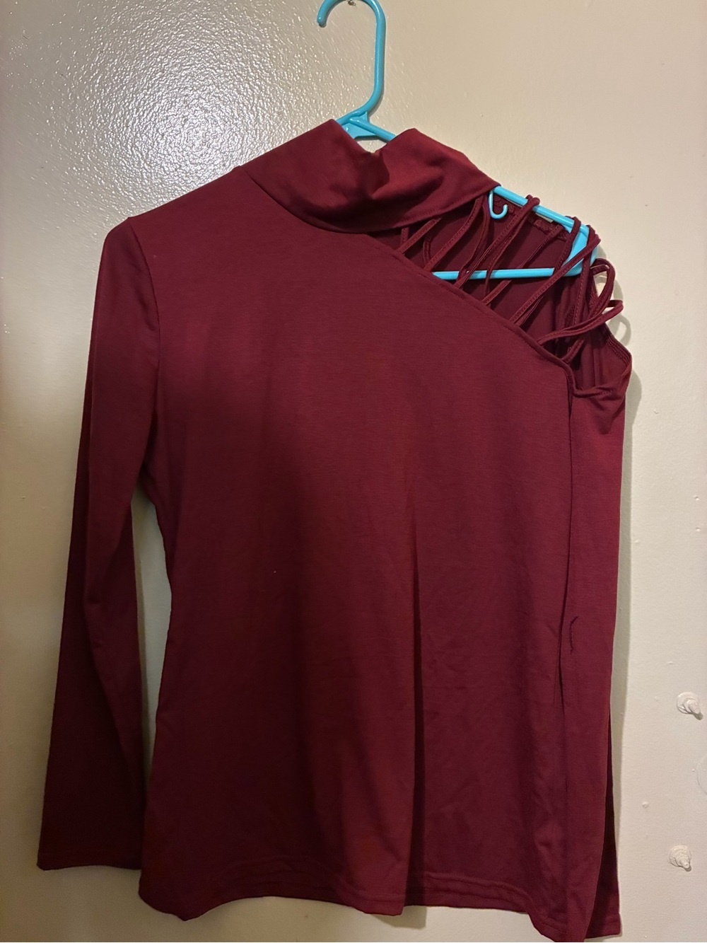 Women’s Burgundy One-Shoulder Strappy Long-Sleeve Top